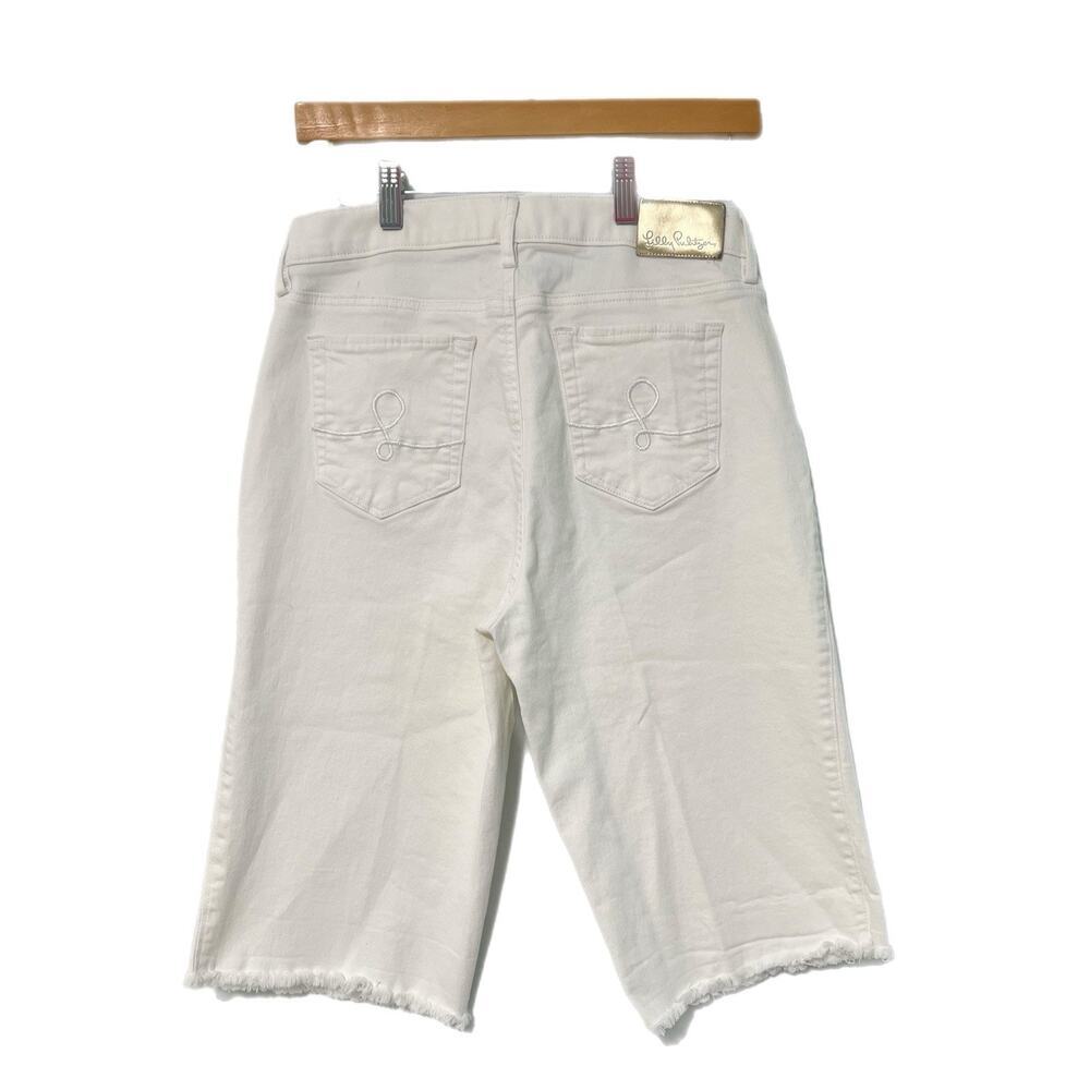 Lilly Pulitzer Upcycled Bermuda Jean Shorts Size 8 White Denim Logo 13” Preppy